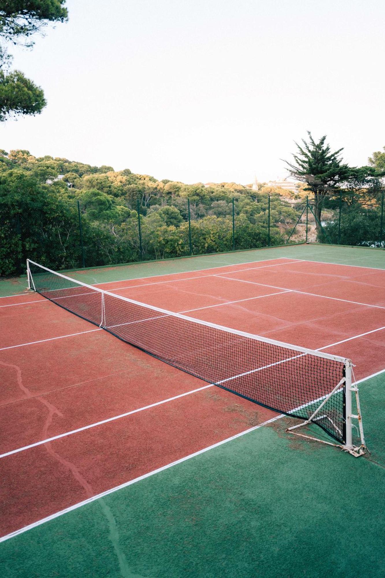 Le Provencal Renove En 2025 - Bord De Hyeres