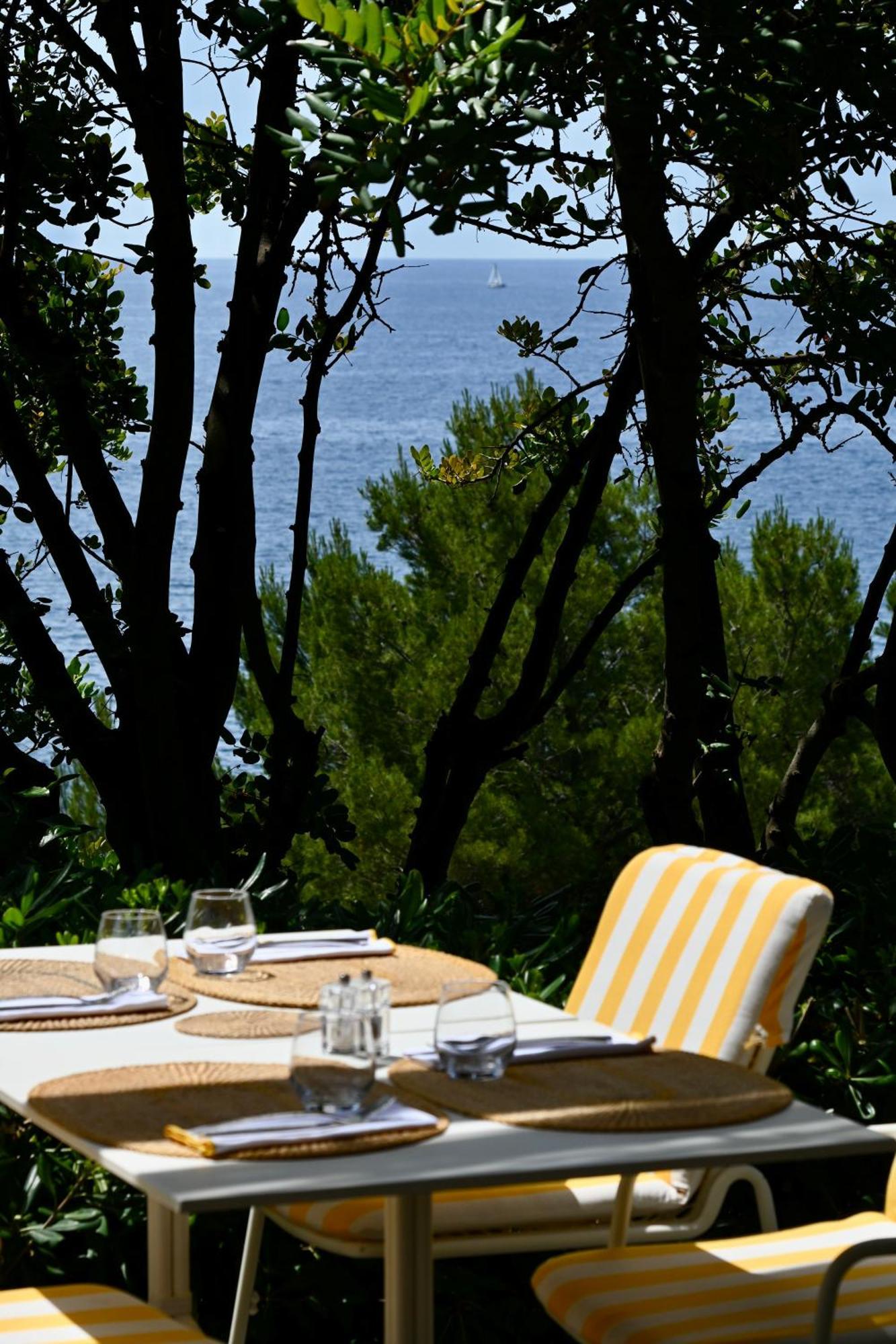 Hotel Provençal Hotel Hyères