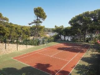Le Provençal Hotel 3*